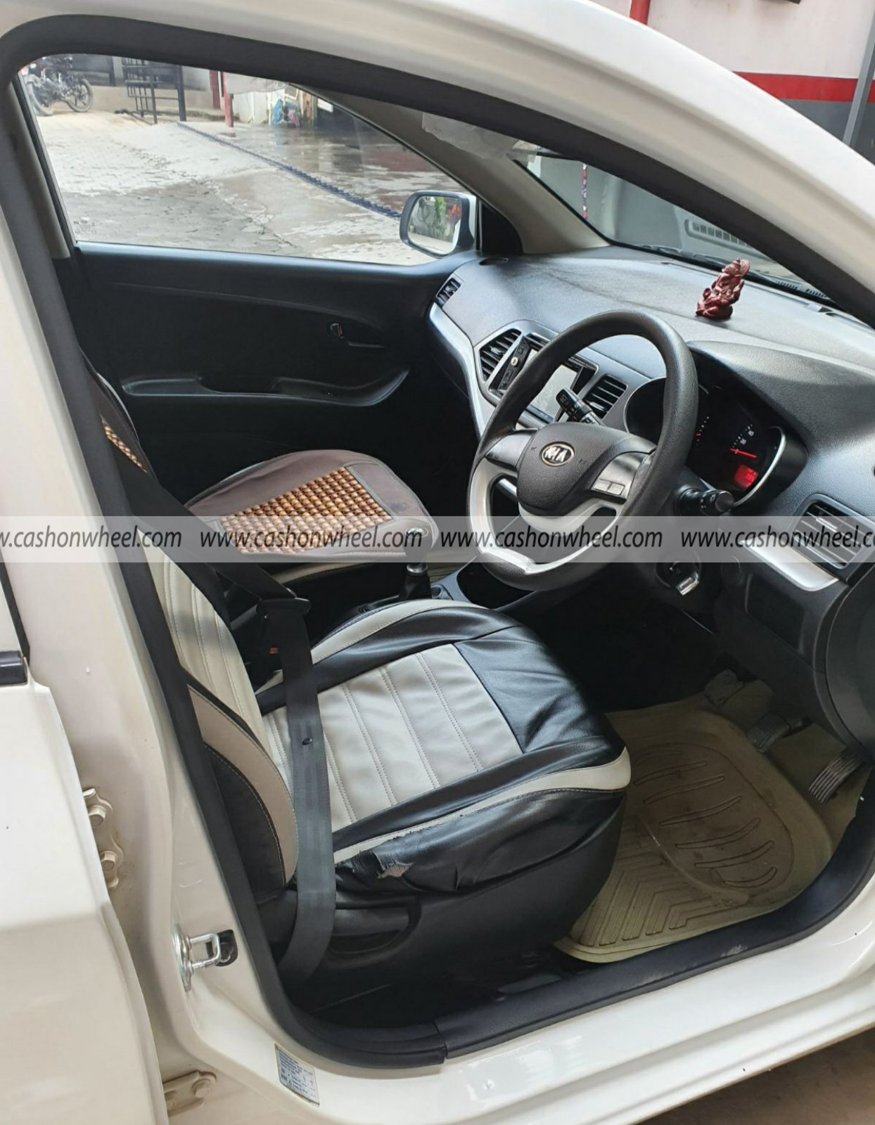 Cash on Wheel